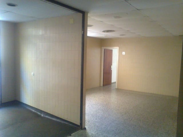 Erhverv til salg i Norte, Castelló de la Plana - € 138.000 (Ref: 9591797)