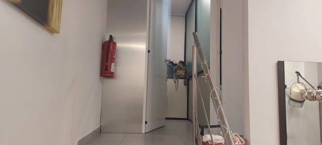 Erhverv til salg i Norte, Castelló de la Plana - € 80.000 (Ref: 9591798)