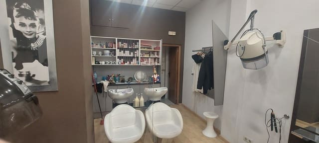 Erhverv til salg i Norte, Castelló de la Plana - € 80.000 (Ref: 9591798)