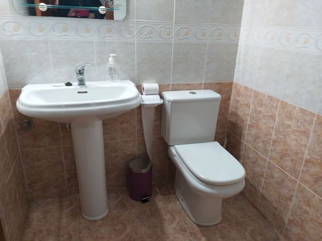 2 quarto Apartamento para arrendar em Sur, Castelló de la Plana com garagem - 650 € (Ref: 9593306)