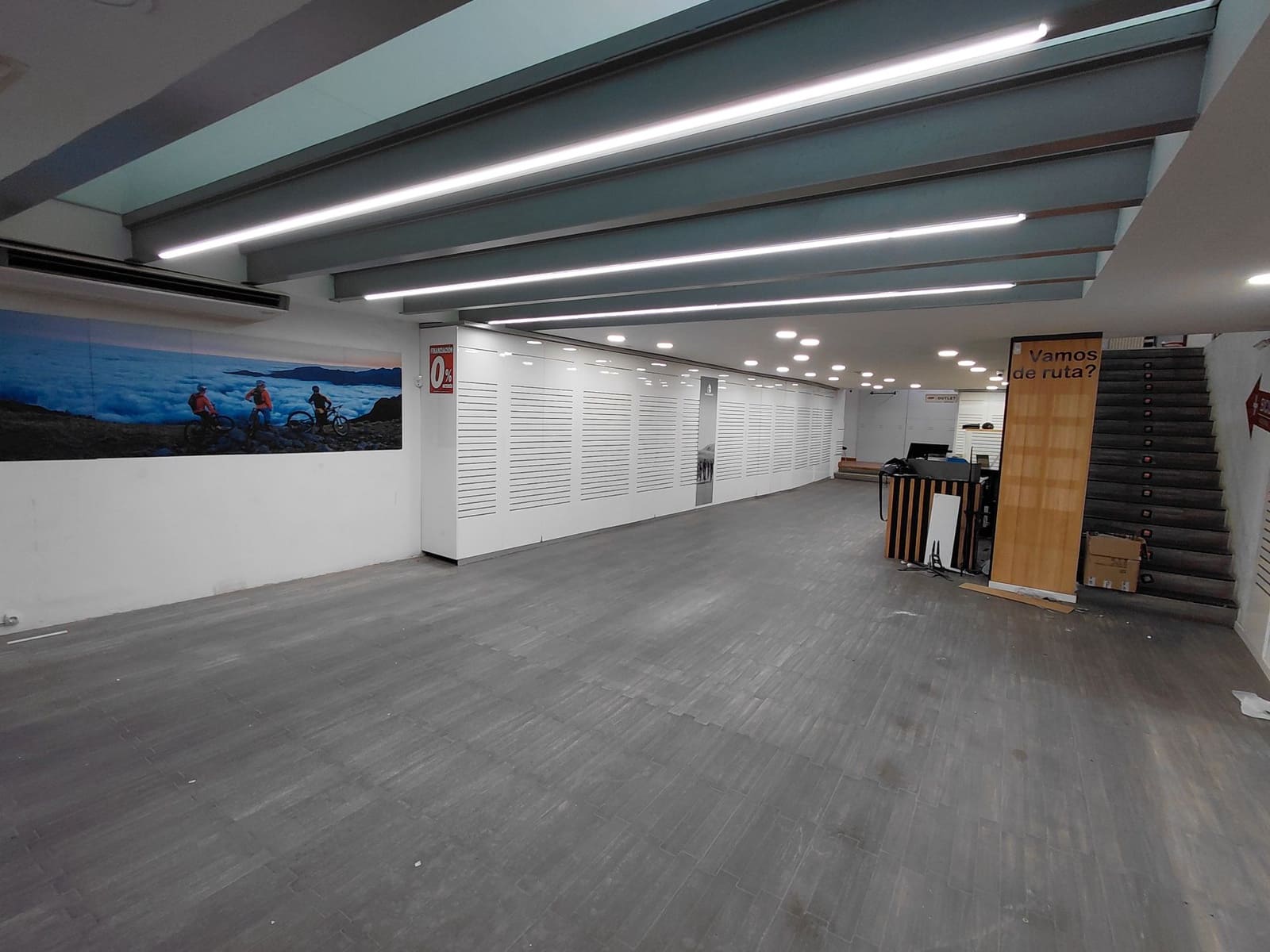 Kaupallinen vuokrattavana paikassa Castello de la Plana - 1 350 € (Ref: 9593307)