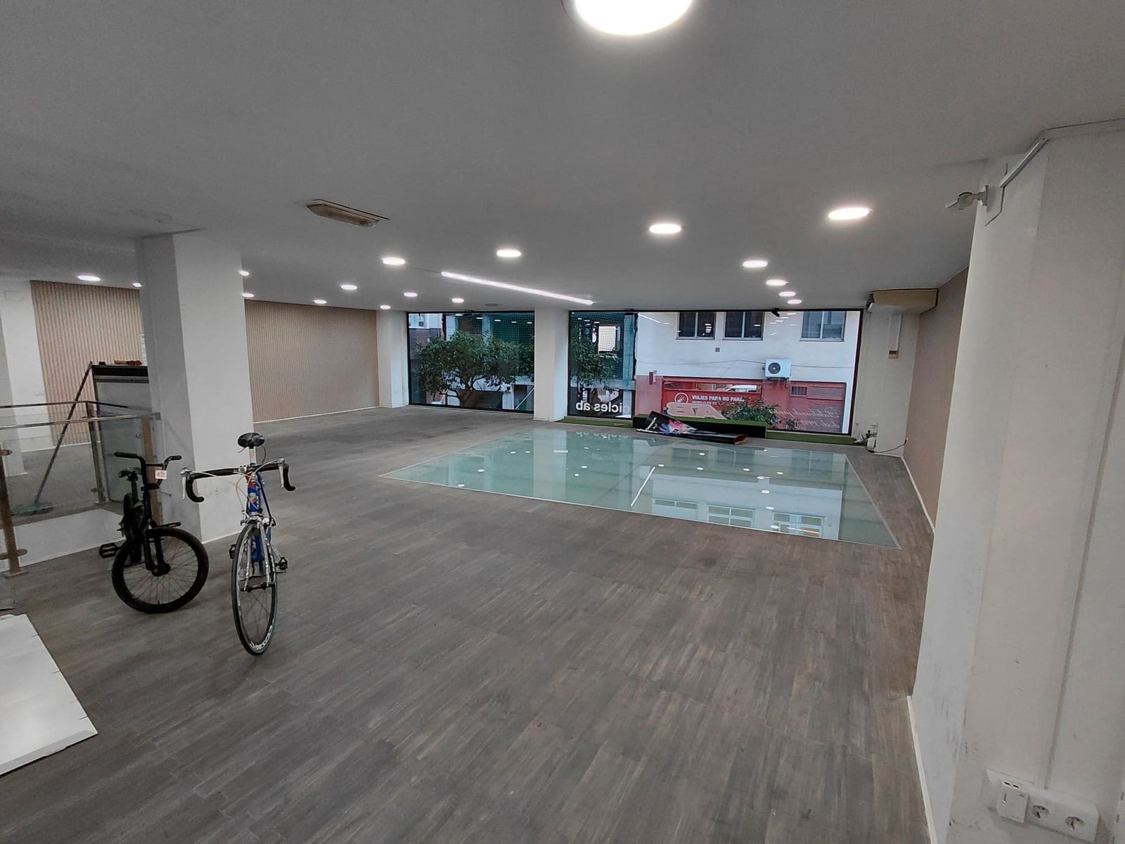 Kaupallinen vuokrattavana paikassa Castello de la Plana - 1 350 € (Ref: 9593307)