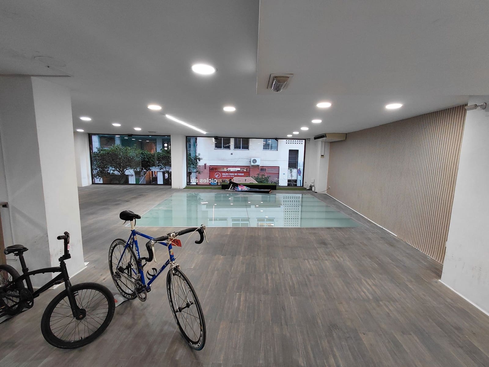 Kaupallinen vuokrattavana paikassa Castello de la Plana - 1 350 € (Ref: 9593307)