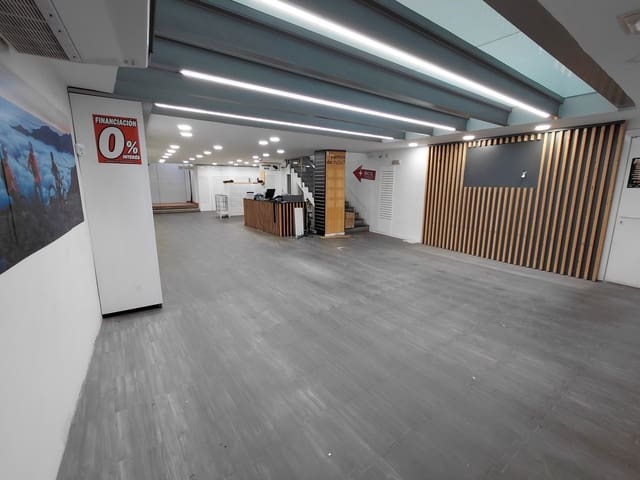 Kaupallinen vuokrattavana paikassa Norte, Castelló de la Plana - 1 350 € (Ref: 9593307)