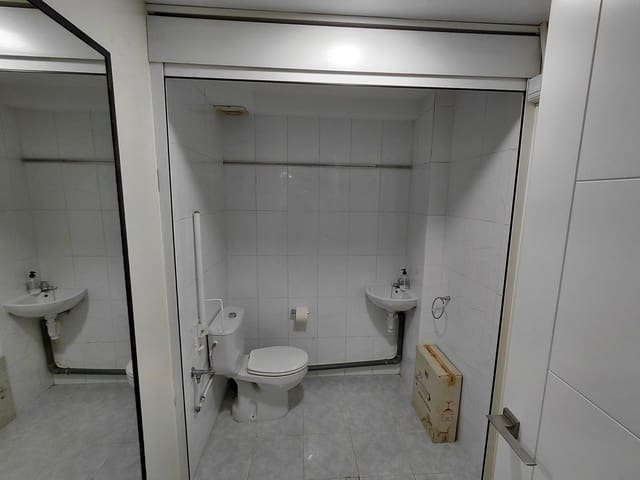 Kaupallinen vuokrattavana paikassa Norte, Castelló de la Plana - 1 350 € (Ref: 9593307)