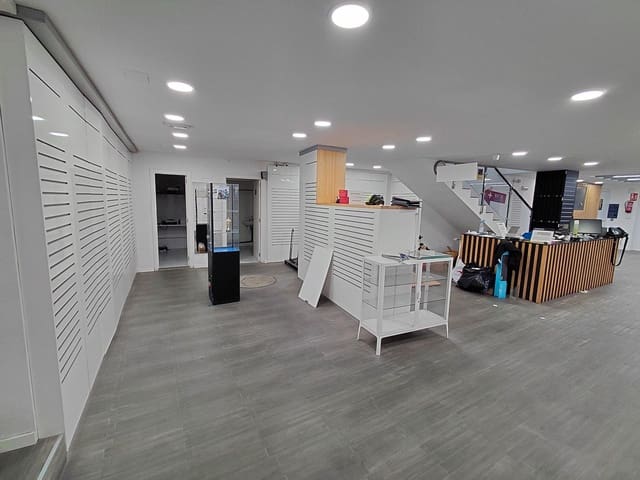 Kaupallinen vuokrattavana paikassa Norte, Castelló de la Plana - 1 350 € (Ref: 9593307)