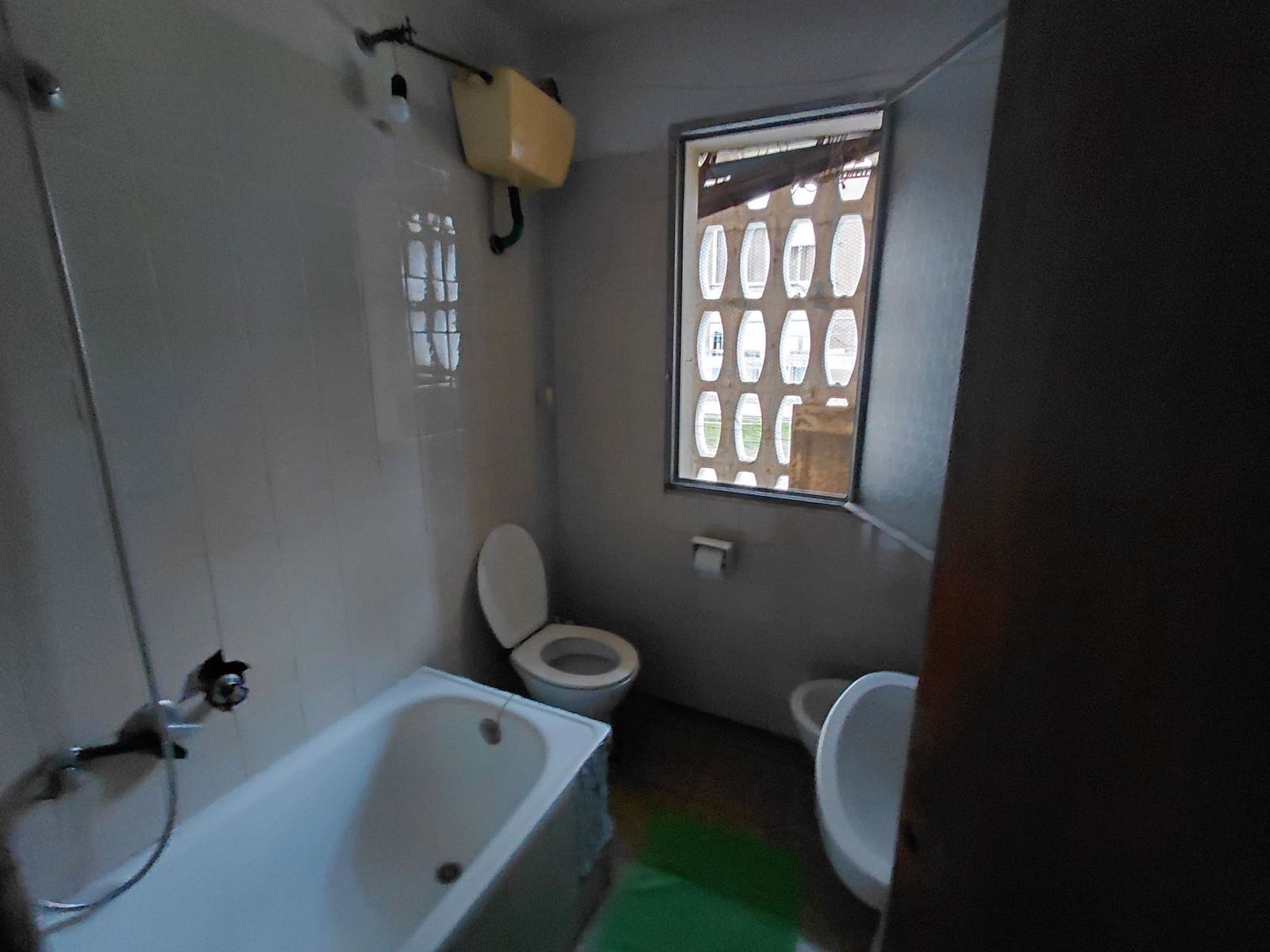 3 Zimmer Apartment zu verkaufen in Castello de la Plana - 100.000 € (Ref: 9645782)