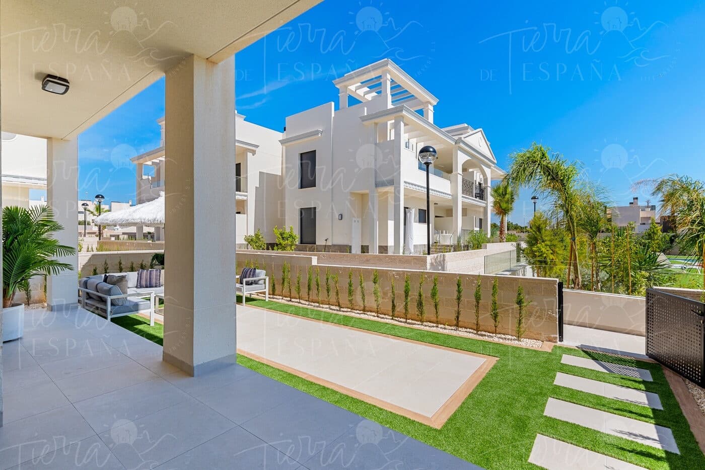 2 Zimmer Wohnung zu verkaufen in Ciudad Quesada mit Pool Garage - 299.000 € (Ref: 10160706)