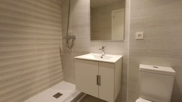 Piso de 2 habitaciones en Dénia en venta con piscina - 315.000 € (Ref: 8964452)