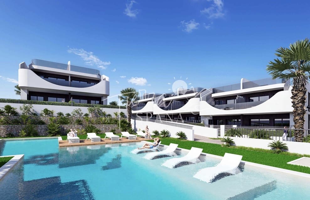 2 bedroom Flat for sale in San Miguel de Salinas with pool - € 220,000 (Ref: 9032708)