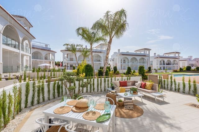 2 bedroom Flat for sale in Doña Pepa, Rojales with pool - € 340,500 (Ref: 9051224)