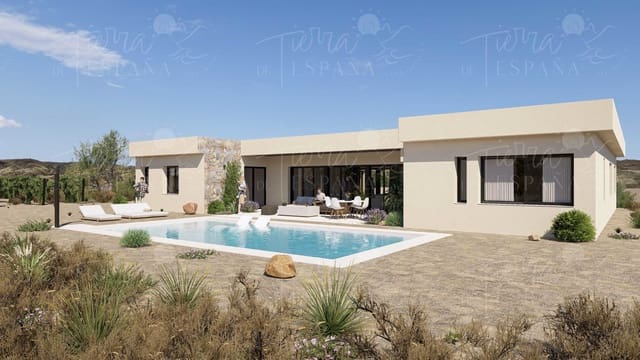 Chalet de 3 habitaciones en Yecla en venta con piscina - 700.000 € (Ref: 9651850)