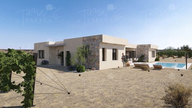 Chalet de 3 habitaciones en Yecla en venta con piscina - 700.000 € (Ref: 9651850)