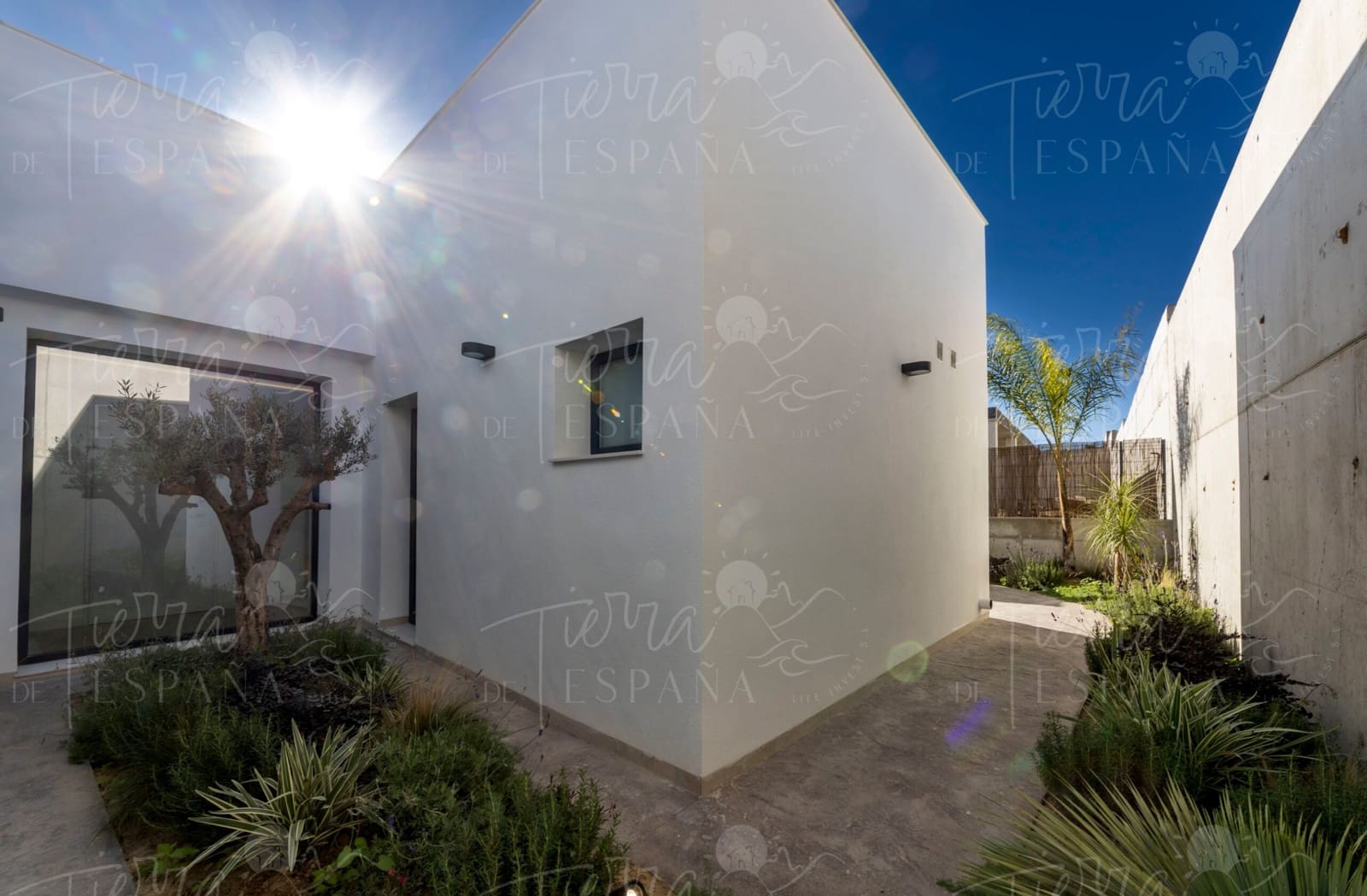 3 soveværelse Villa til salg i Banos y Mendigo med swimmingpool - € 413.400 (Ref: 9701567)