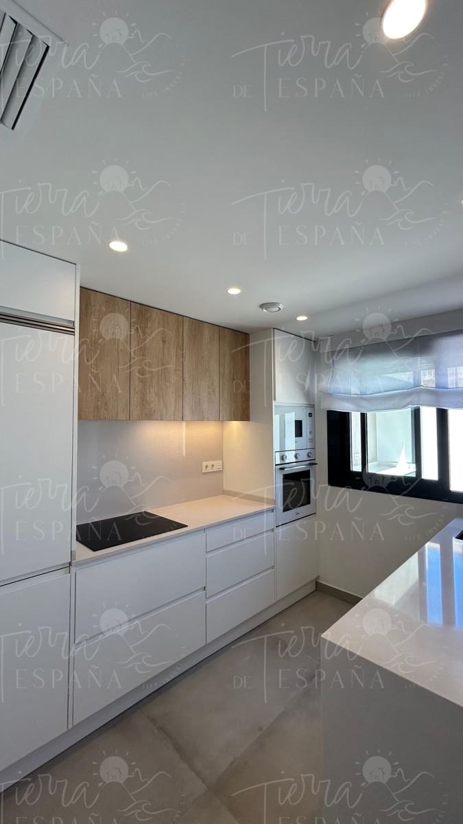 Bungalow de 3 habitaciones en Pilar de la Horadada en venta con piscina - 299.900 € (Ref: 9868517)