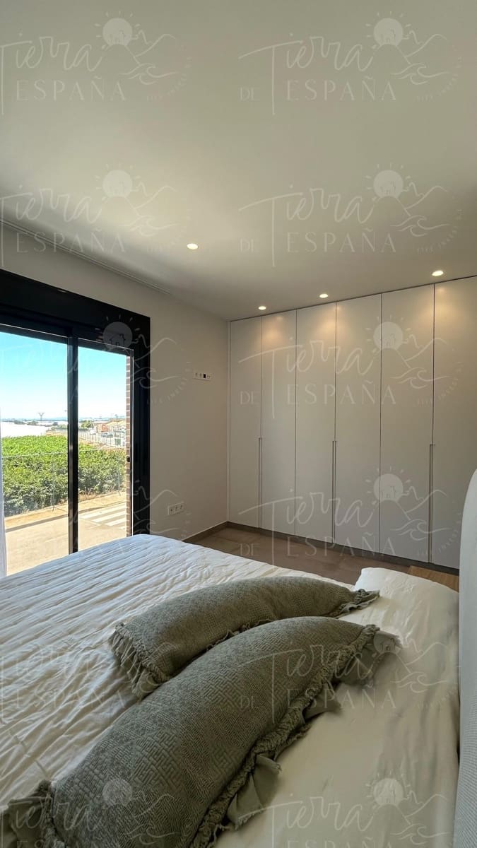 Bungalow de 3 habitaciones en Pilar de la Horadada en venta con piscina - 299.900 € (Ref: 9868517)