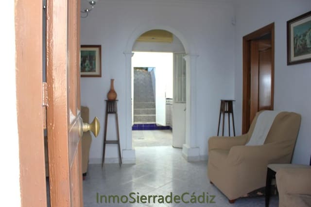 Casa de 5 habitaciones en Algodonales en venta - 152.000 € (Ref: 10020303)