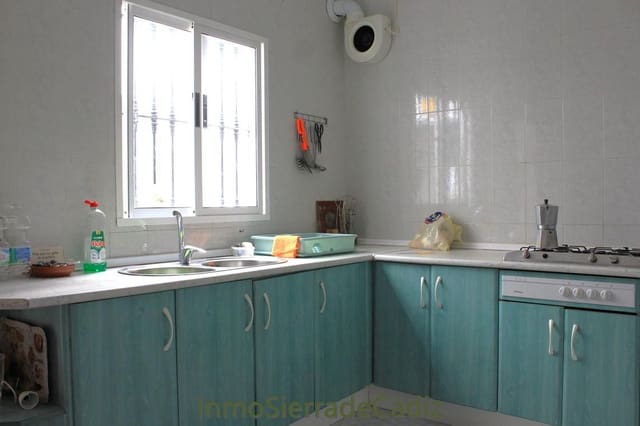 Casa de 5 habitaciones en Algodonales en venta - 152.000 € (Ref: 10020303)
