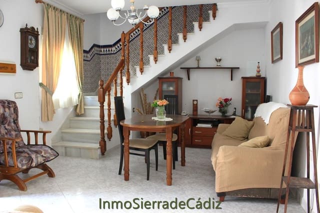 Casa de 5 habitaciones en Algodonales en venta - 152.000 € (Ref: 10020303)