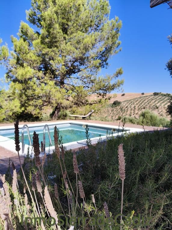 2 quarto Quinta/Casa Rural para venda em Algodonales com garagem - 375 000 € (Ref: 10025223)