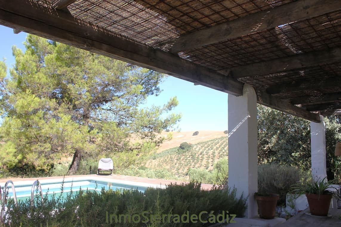 2 quarto Quinta/Casa Rural para venda em Algodonales com garagem - 375 000 € (Ref: 10025223)