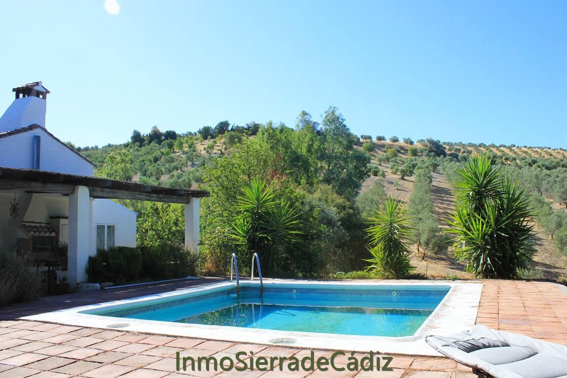 2 quarto Quinta/Casa Rural para venda em Algodonales com garagem - 375 000 € (Ref: 10025223)