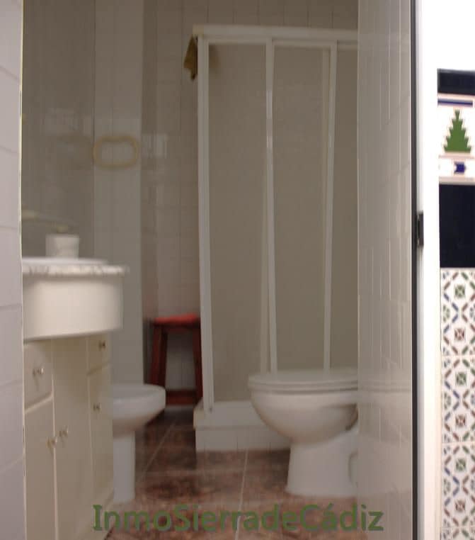 5 quarto Casa em Banda para venda em Algodonales com garagem - 175 000 € (Ref: 10048873)