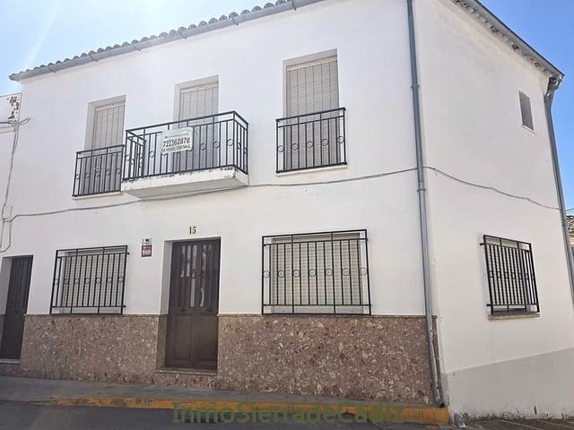 5 quarto Casa em Banda para venda em Algodonales com garagem - 175 000 € (Ref: 10048873)