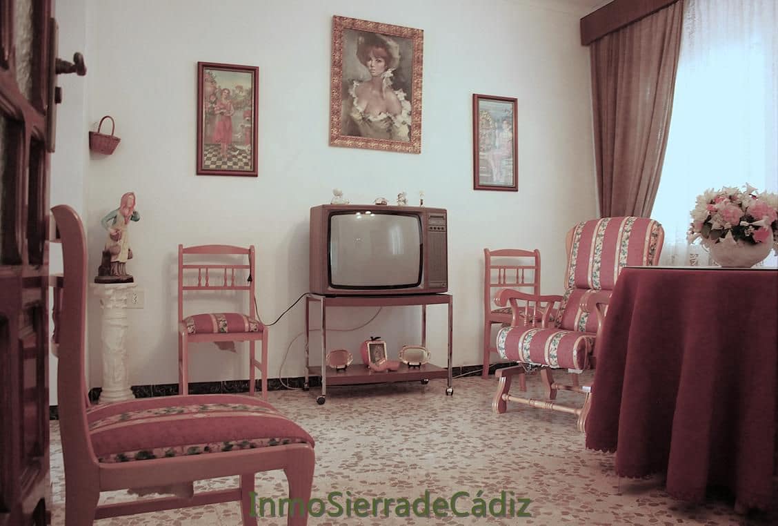 5 quarto Casa em Banda para venda em Algodonales com garagem - 175 000 € (Ref: 10048873)