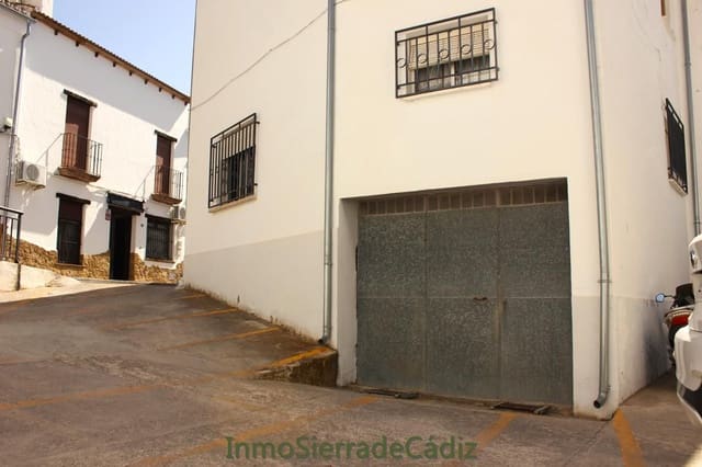 5 quarto Casa em Banda para venda em Algodonales com garagem - 175 000 € (Ref: 10048873)