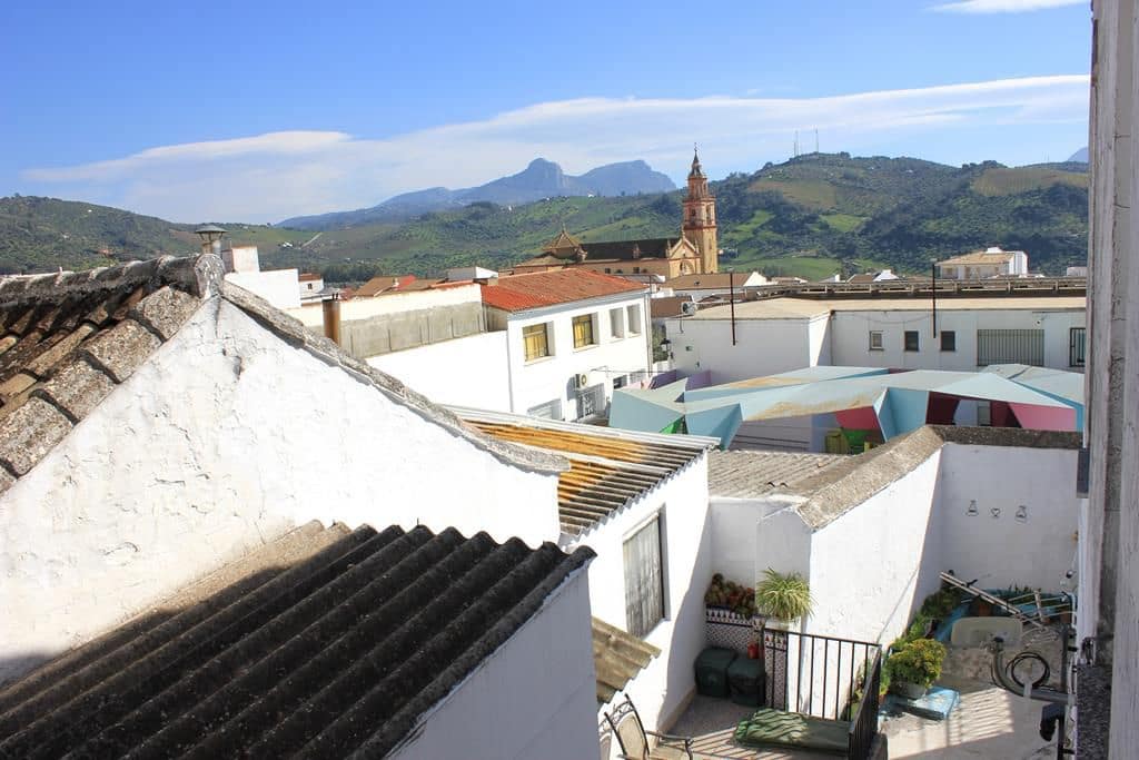 5 soveværelse Byhus til salg i Algodonales med garage - € 175.000 (Ref: 8126758)