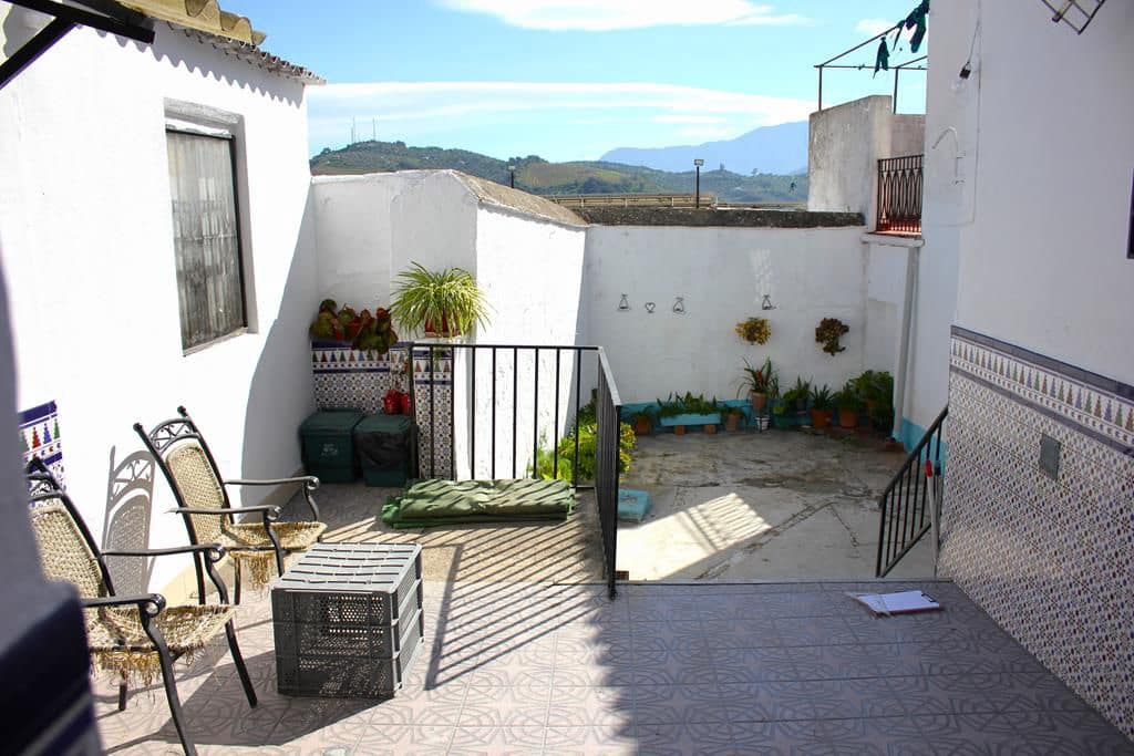 5 soveværelse Byhus til salg i Algodonales med garage - € 175.000 (Ref: 8126758)