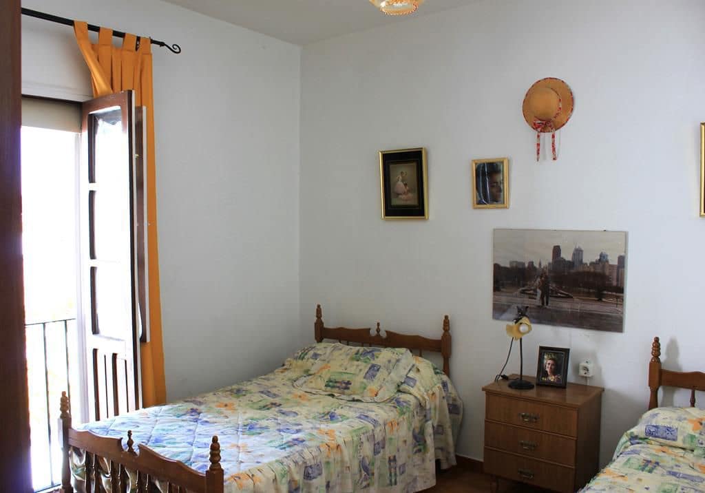 5 soveværelse Byhus til salg i Algodonales med garage - € 175.000 (Ref: 8126758)