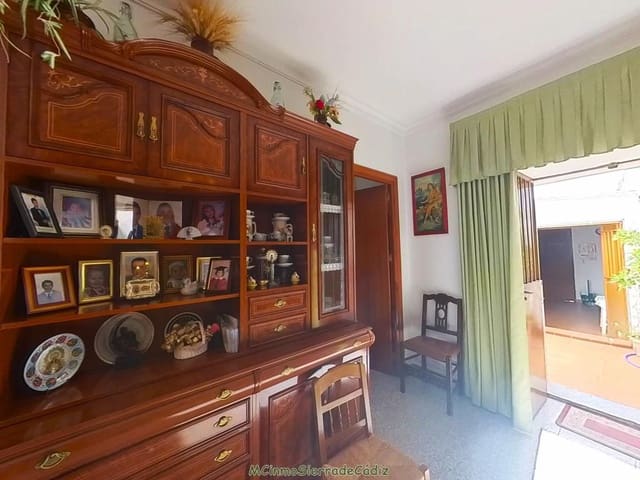 4 soveværelse Byhus til salg i Algodonales med garage - € 95.000 (Ref: 8126761)