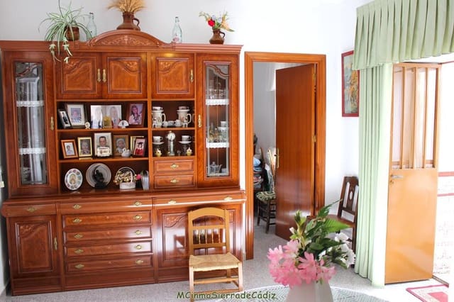 4 soveværelse Byhus til salg i Algodonales med garage - € 95.000 (Ref: 8126761)