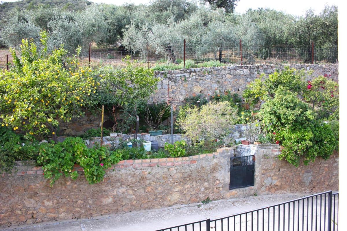 Casa de 3 habitaciones en Algodonales en venta - 105.000 € (Ref: 8178560)