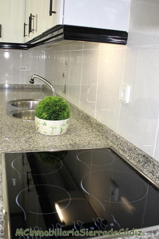 4 soveværelse Byhus til salg i Olvera med garage - € 184.000 (Ref: 8222079)