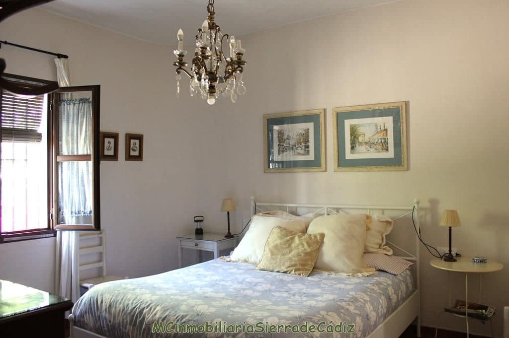 3 soveværelse Finca/Landehus til salg i Algodonales - € 285.000 (Ref: 8233996)