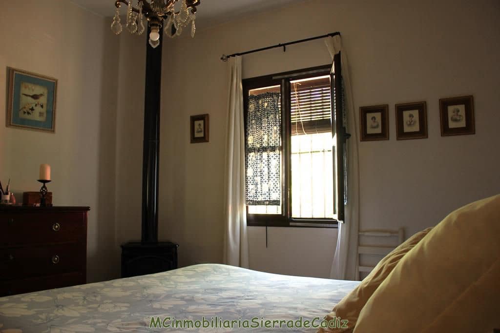 3 soveværelse Finca/Landehus til salg i Algodonales - € 285.000 (Ref: 8233996)