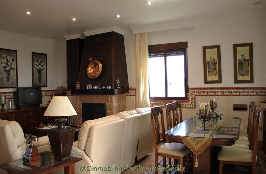 5 camera da letto Finca/Casa di Campagna in vendita in Olvera con garage - 350.000 € (Rif: 8320880)
