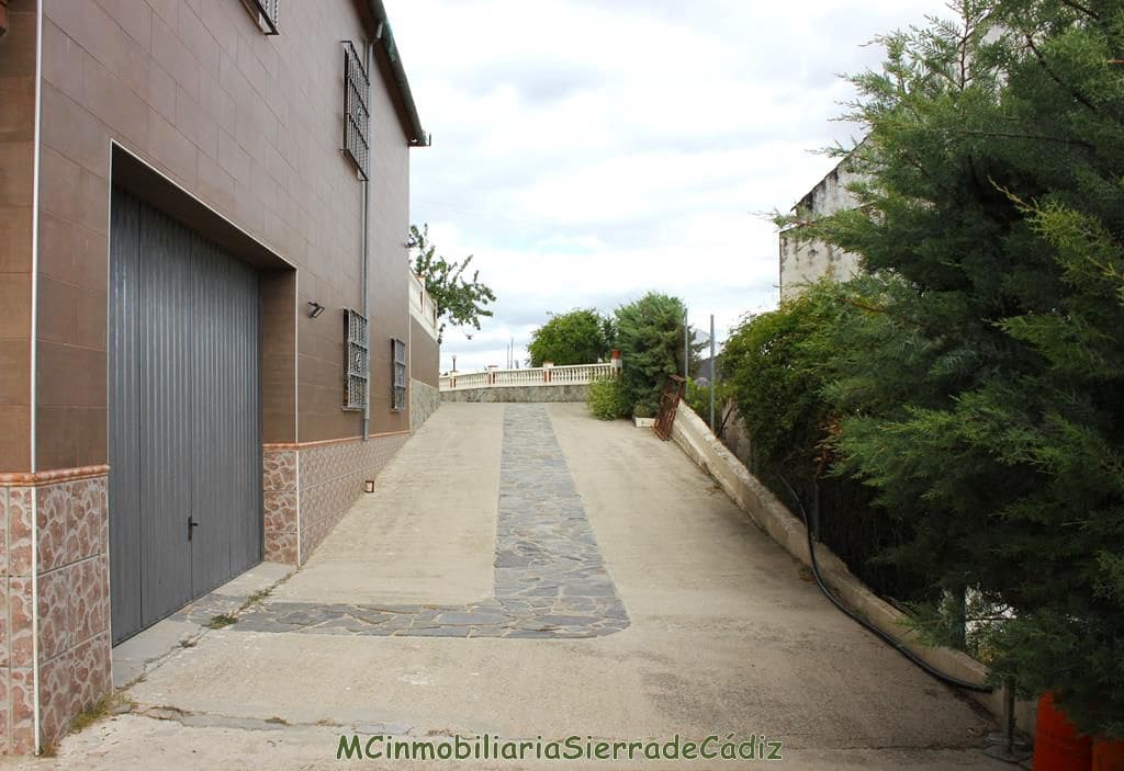 5 camera da letto Finca/Casa di Campagna in vendita in Olvera con garage - 350.000 € (Rif: 8320880)