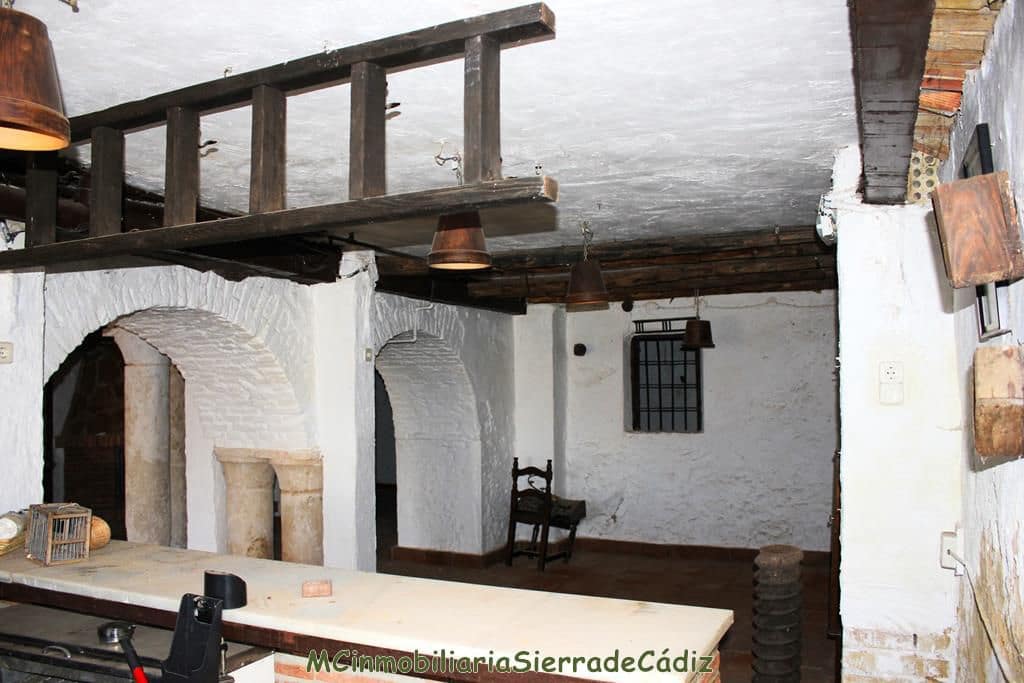 Maison de Ville à vendre à Algodonales - 295 000 € (Ref: 8349401)