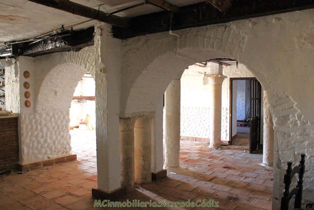 Maison de Ville à vendre à Algodonales - 295 000 € (Ref: 8349401)