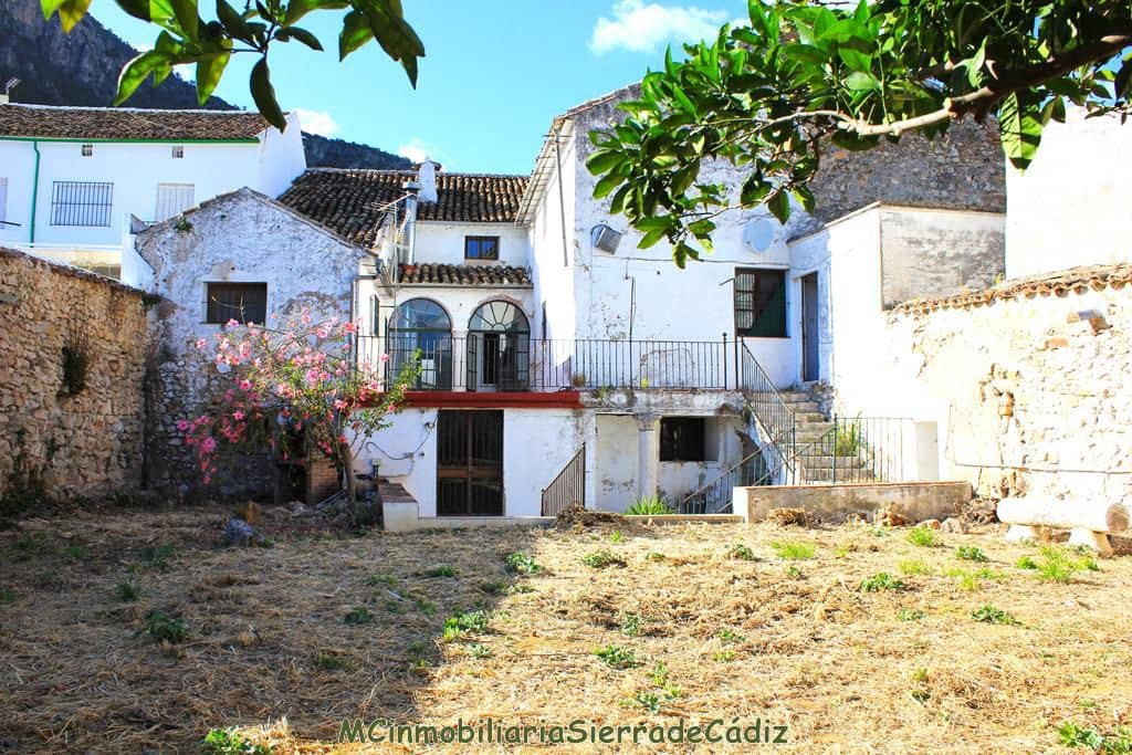 Maison de Ville à vendre à Algodonales - 295 000 € (Ref: 8349401)