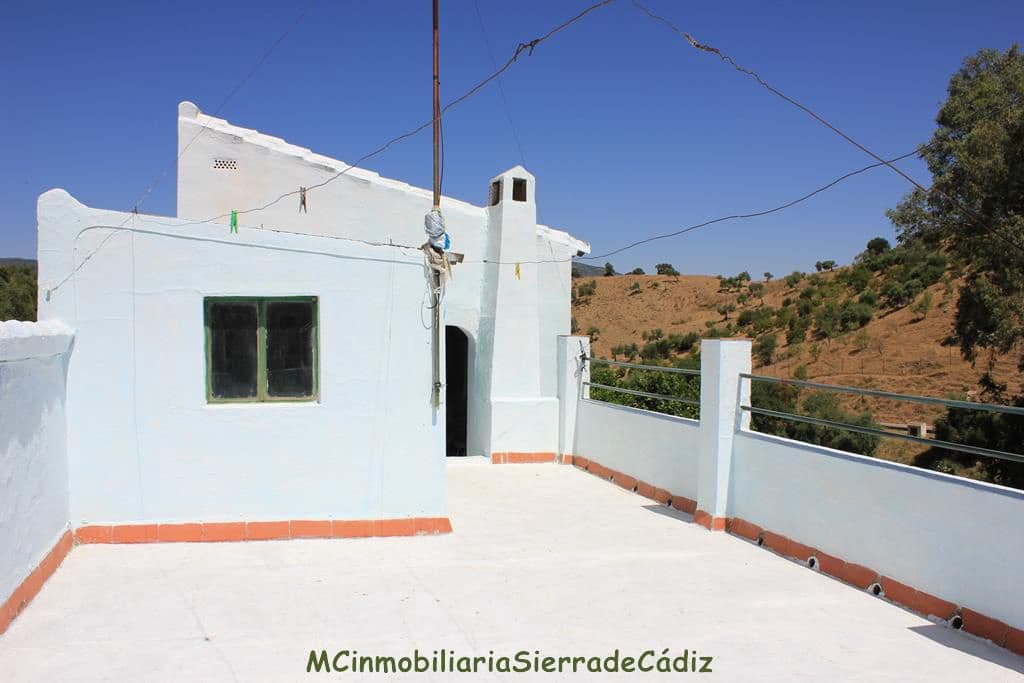 4 bedroom Finca/Country House for sale in El Gastor with garage - € 229,000 (Ref: 8387101)