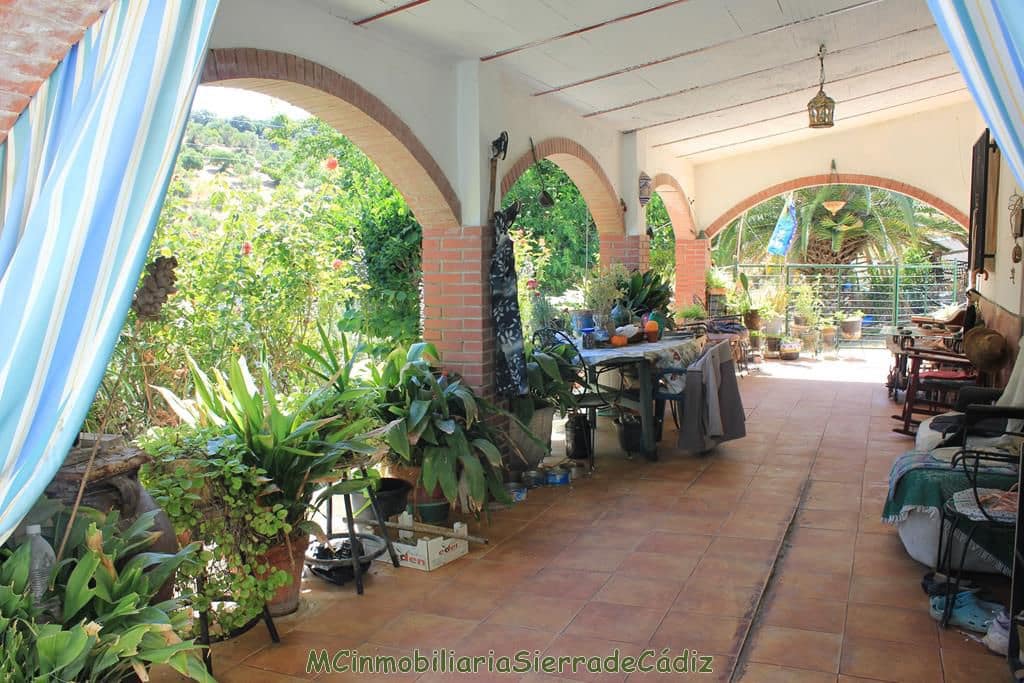 4 bedroom Finca/Country House for sale in El Gastor with garage - € 229,000 (Ref: 8387101)