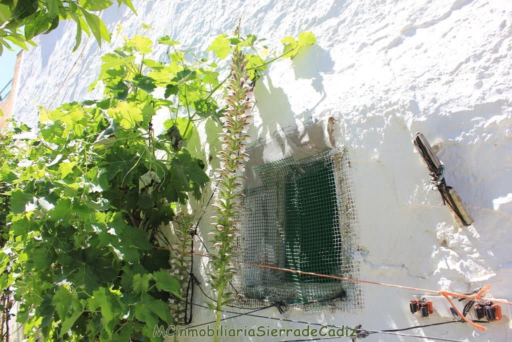 4 bedroom Finca/Country House for sale in El Gastor with garage - € 229,000 (Ref: 8387101)