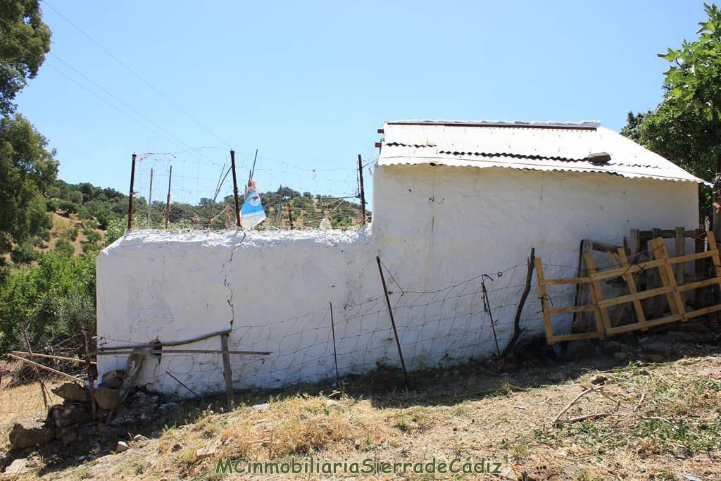 4 bedroom Finca/Country House for sale in El Gastor with garage - € 229,000 (Ref: 8387101)