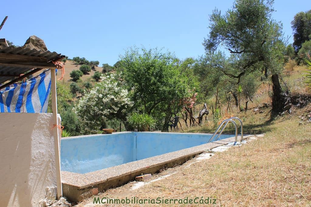 4 bedroom Finca/Country House for sale in El Gastor with garage - € 229,000 (Ref: 8387101)