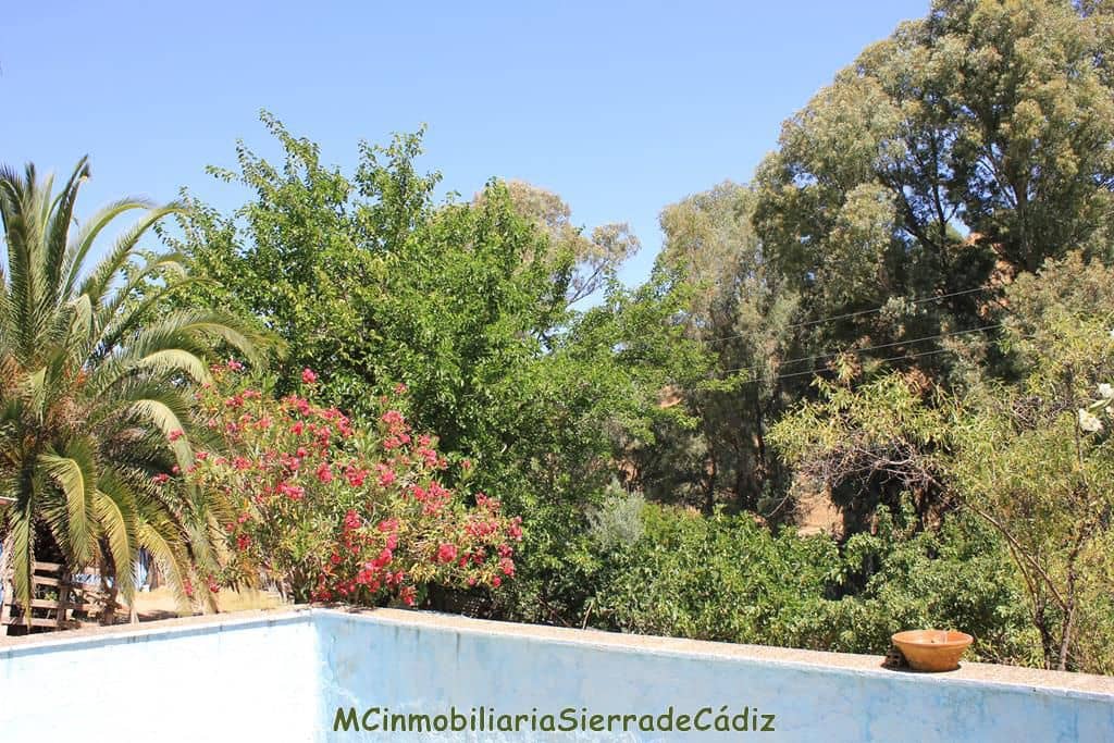 4 bedroom Finca/Country House for sale in El Gastor with garage - € 229,000 (Ref: 8387101)